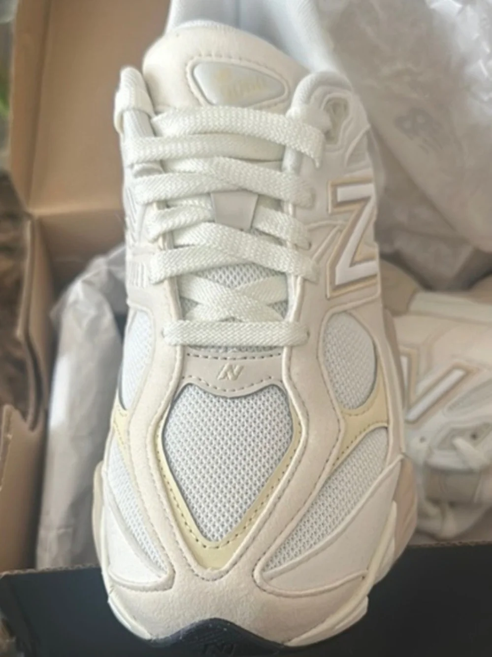 New Balance Women's White and Beige Athletic Trainer